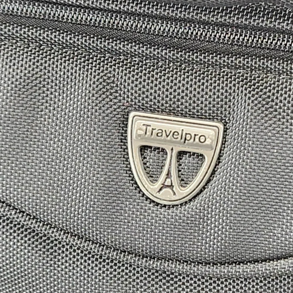 Travelpro this rolling